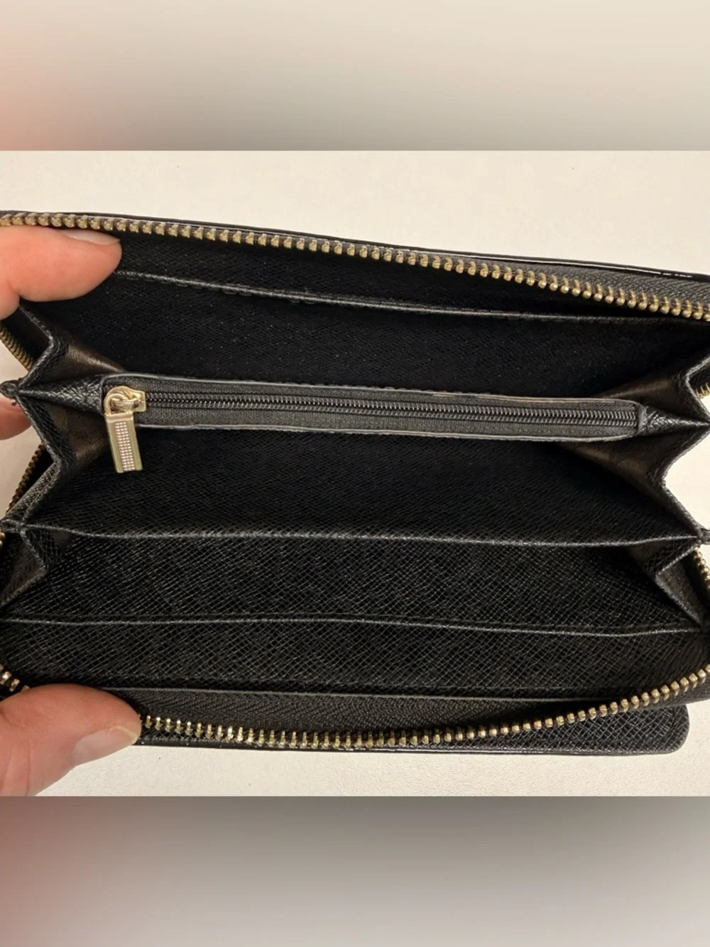 Black Patent Floral-Embossed Women’s Clutch -NWOT